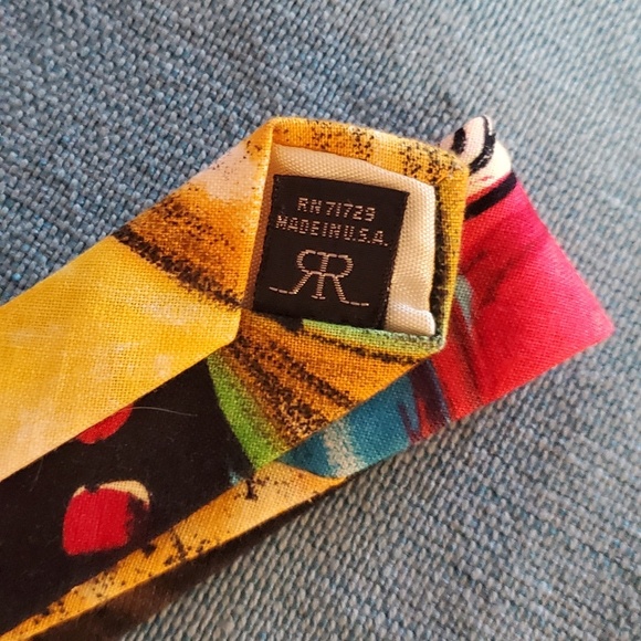 Vertigo red yellow tie 100% cotton - Picture 3 of 3